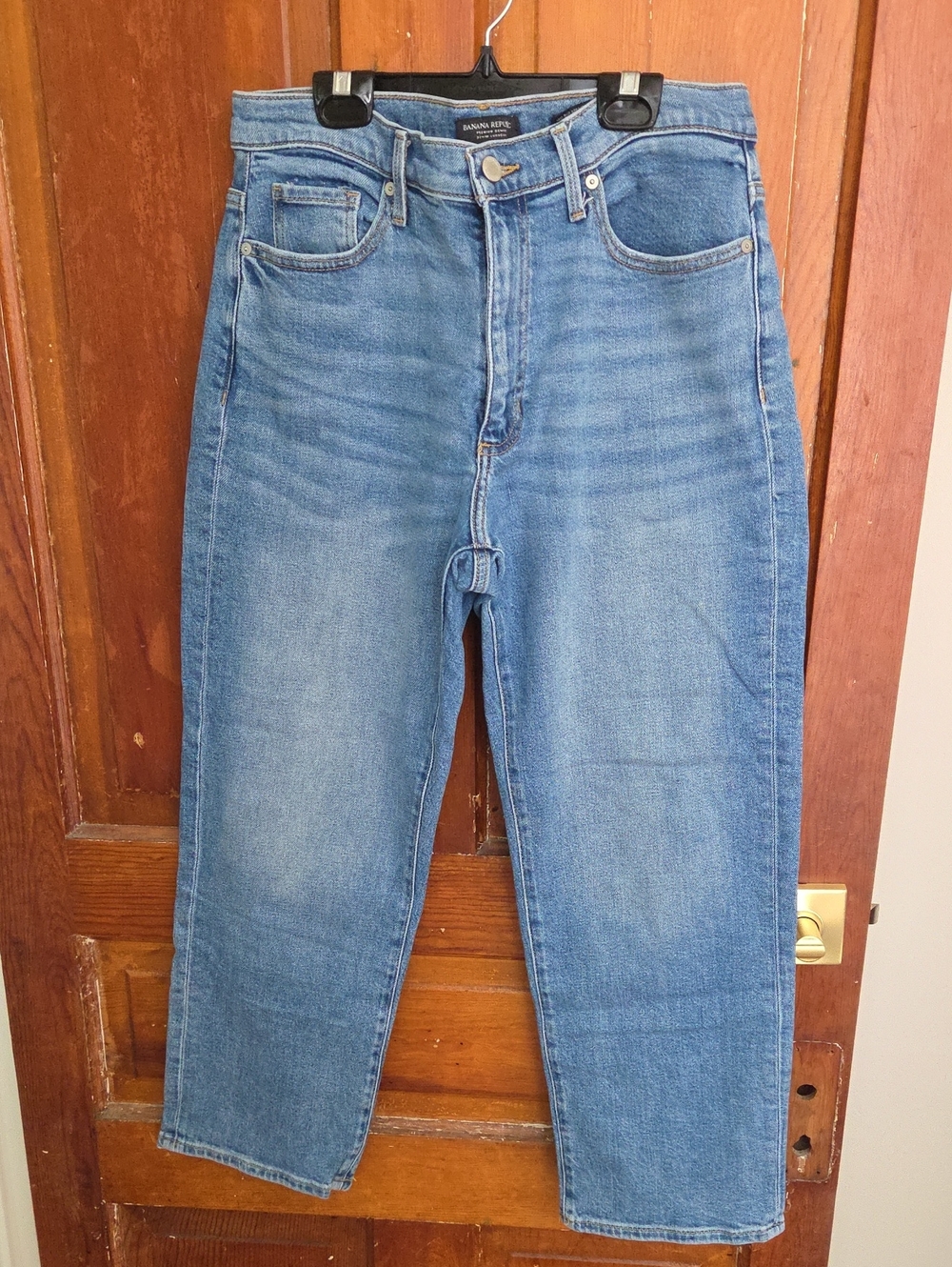 Banana Republic Women’s Medium Blue Straight Jeans